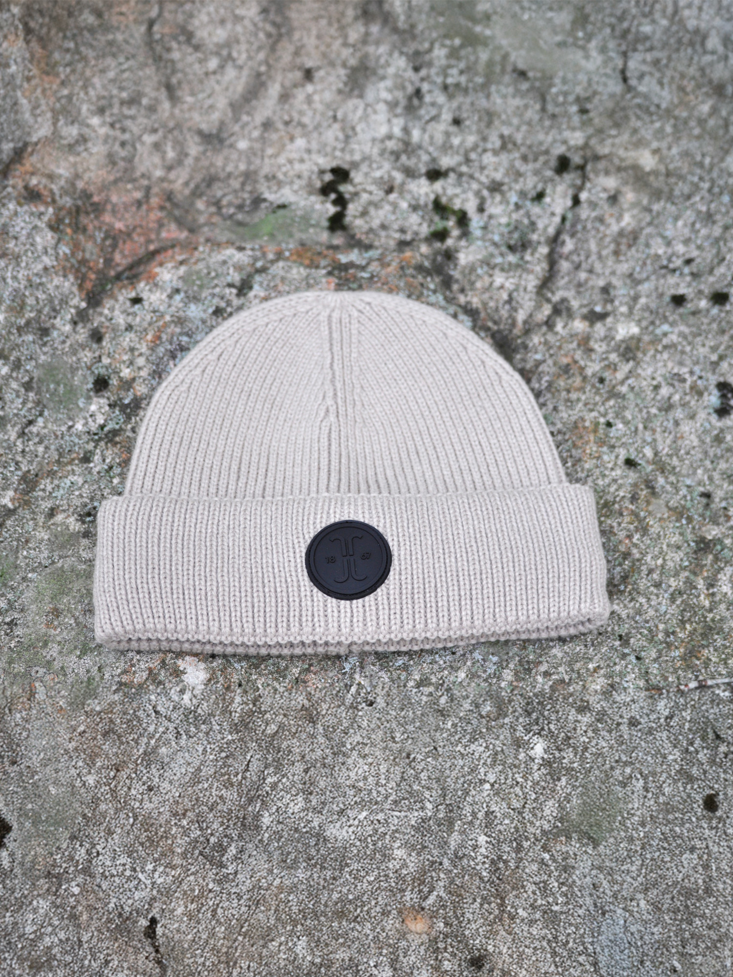 Lova Mössa Beige One Size
