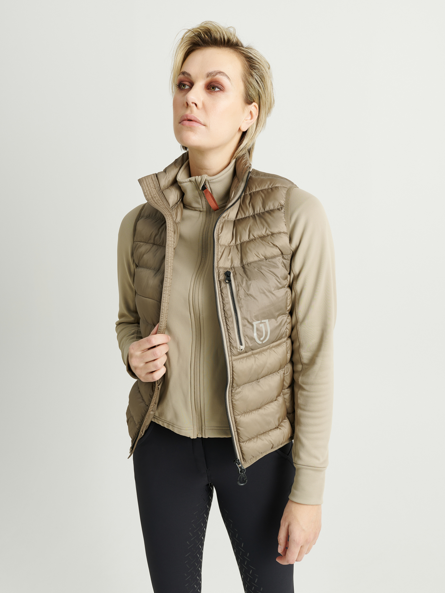 Lena Väst Beige M