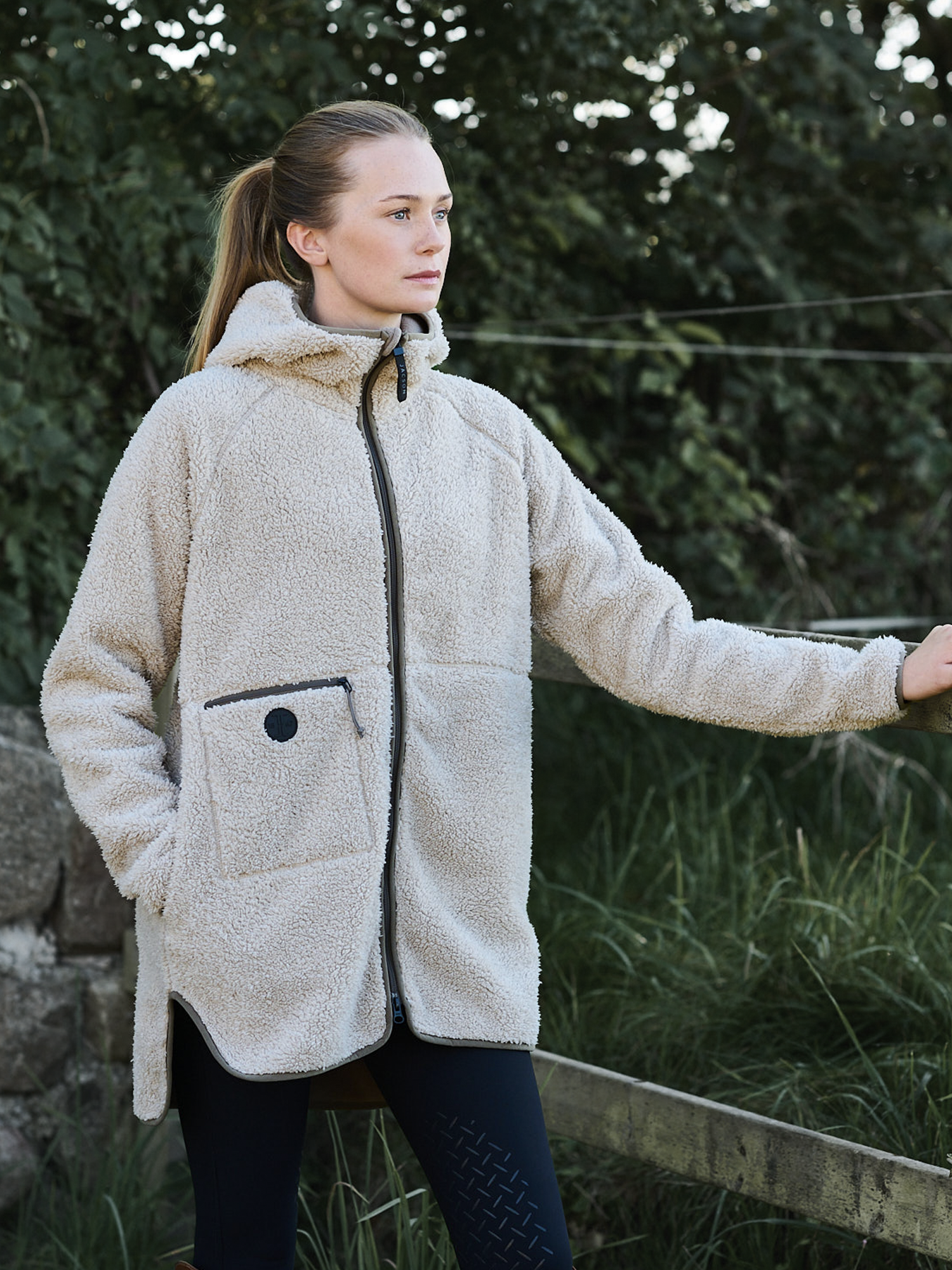 Nora Teddyjacka Beige XL