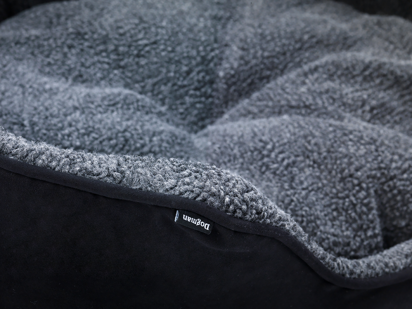 Sherpa Dog Bed with High Edge, Black